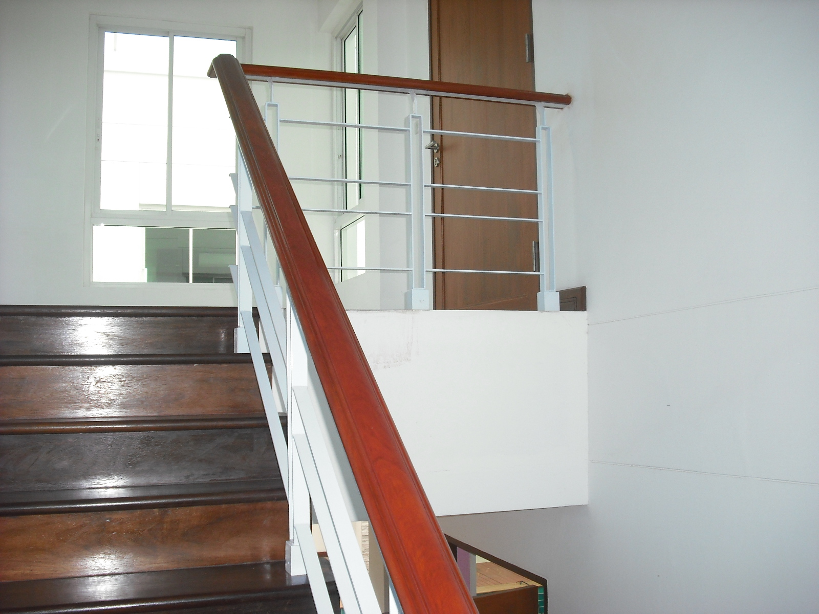 ราวบันไดสแตนเลสผิวด้าน — ร้านสินเจริญ บางกรวย